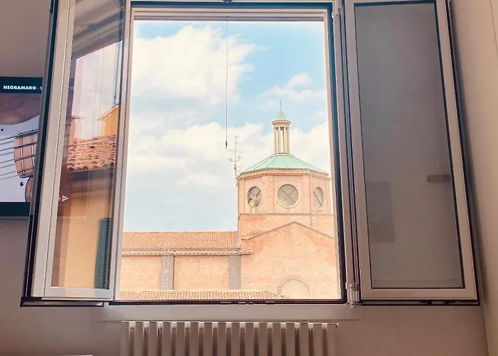 Lame Relaxing Bologna